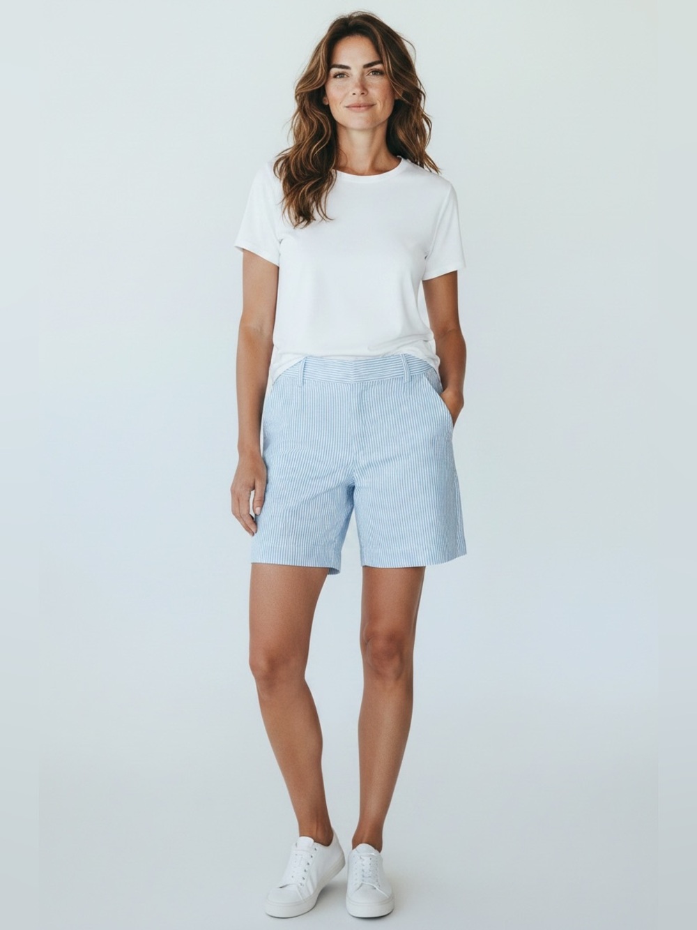 J Crew Women’s Size 6 Low Fit Blue White Striped Chino Shorts Crepe